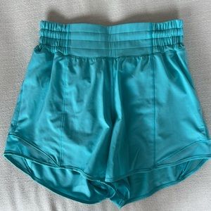 Lululemon Hotty Hot High-Rise Lined 4” Shorts, Size: 2, Electric Turquoise